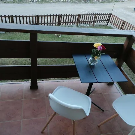 Ivavev Cedarlodge Апартаменты *