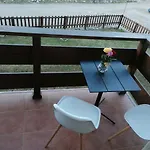 Ivavev Cedarlodge Апартаменти *