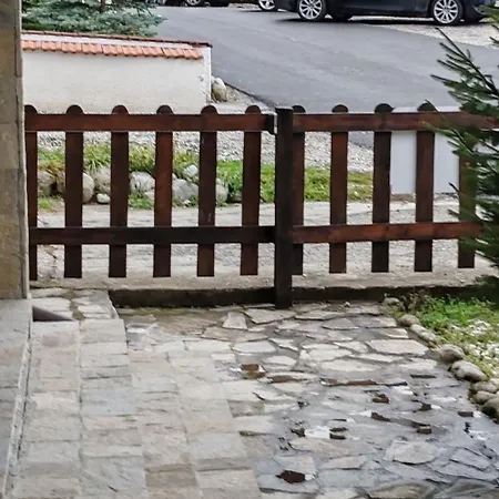 Ivavev Cedarlodge *