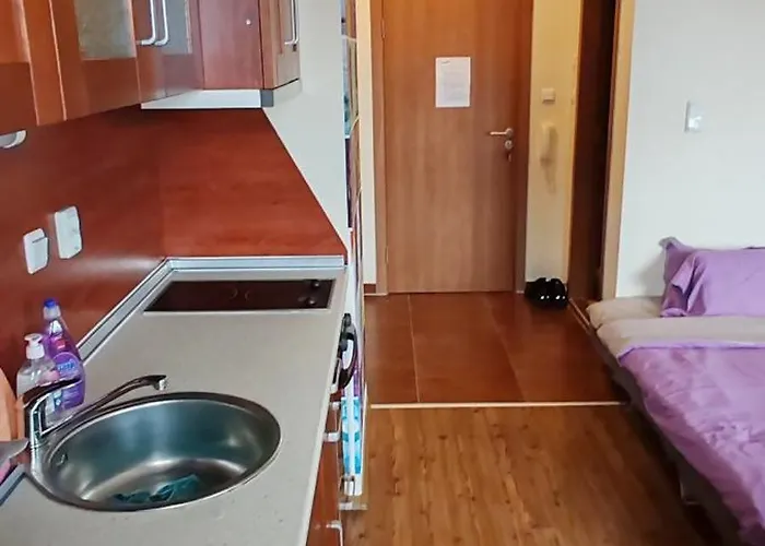 Daire Ivavev Cedarlodge *