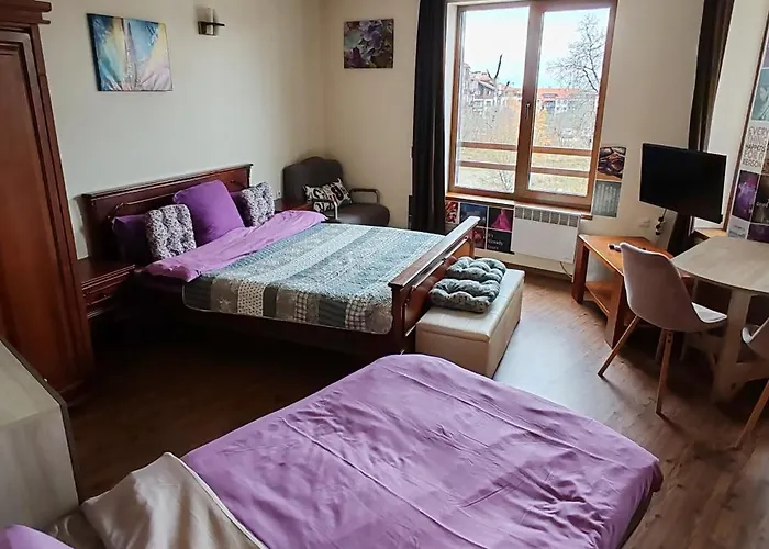 Daire Ivavev Cedarlodge *